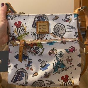 Dooney & Bourke Disney Theme Park sketch Crossbody Bag RARE
